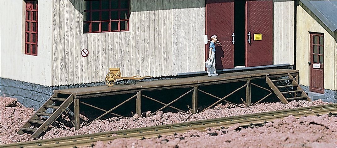 Piko 62287 Loading Dock for Goods Sheds