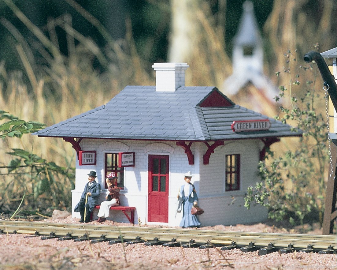 Piko 62700 Green River Station Built-Up