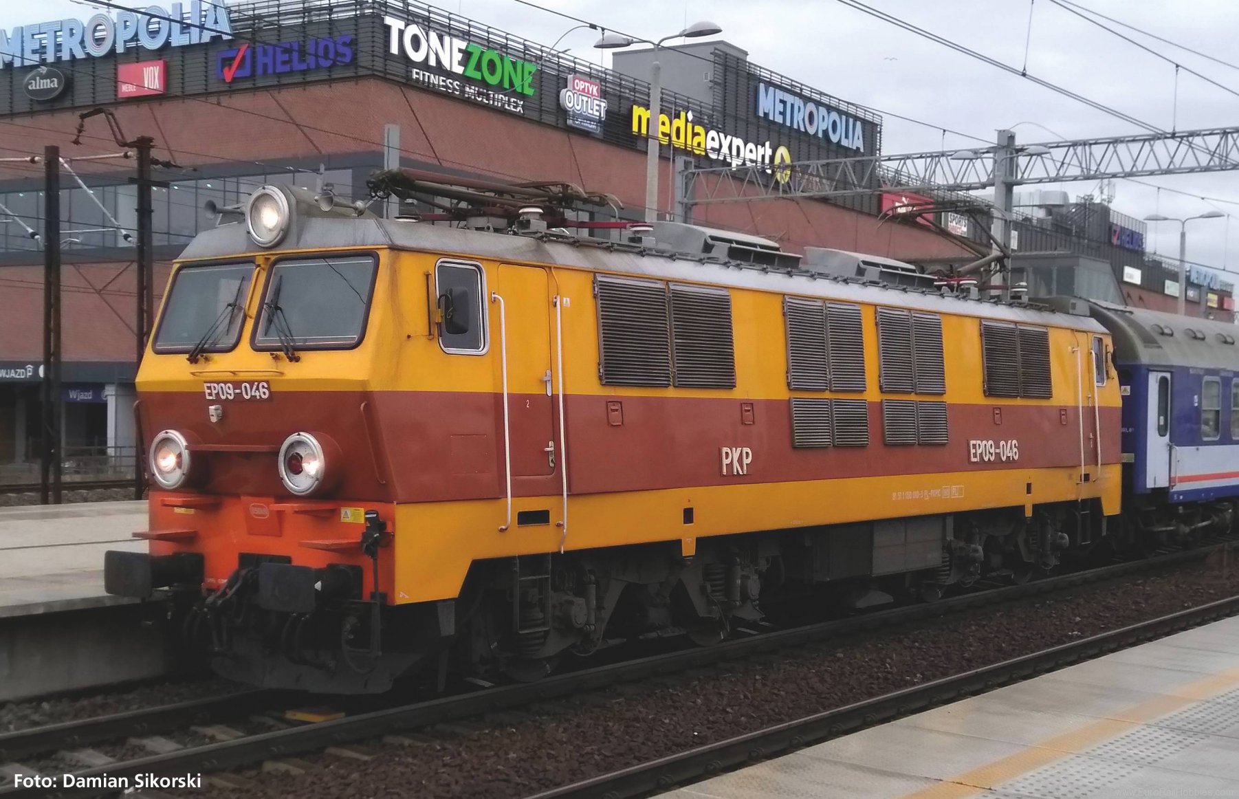Piko 97524 PKP Electric Locomotive EP09-046