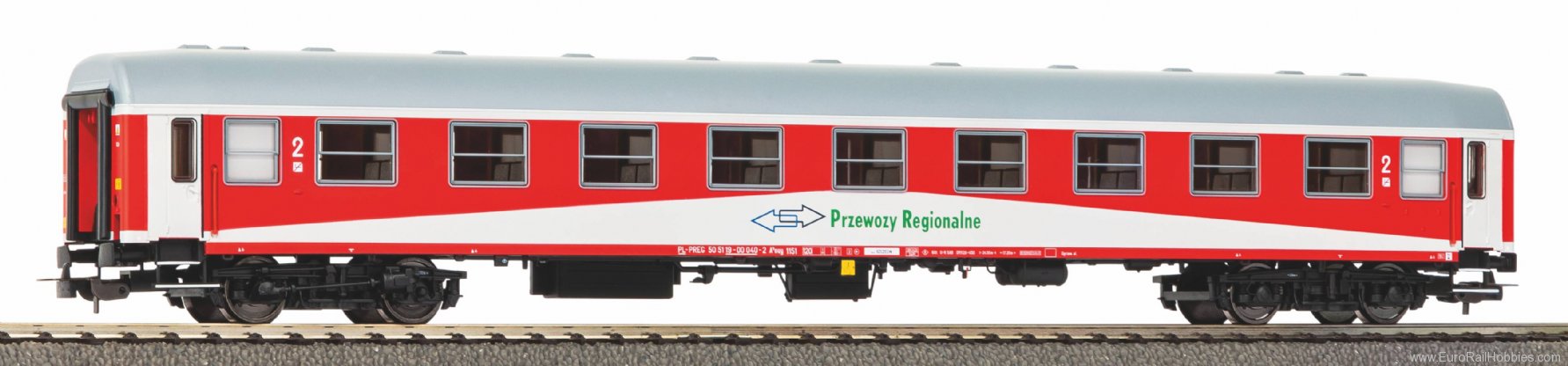 Piko 97622 2nd class 111A PKP IV passenger coach (DC Pik