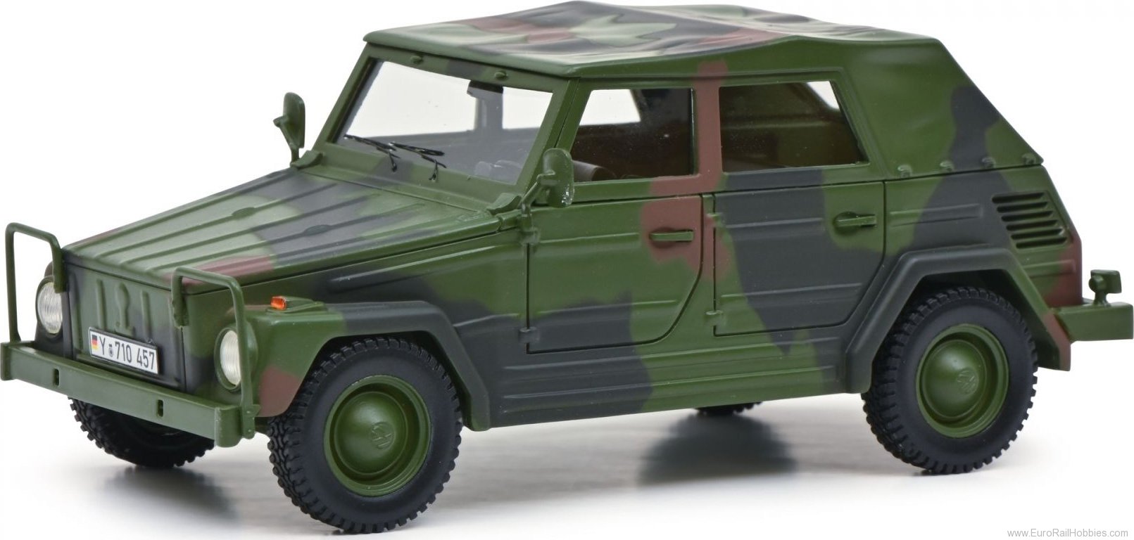 Schuco 450913900 PKW 0,4t VW 181 camoufl. (PRO.R 35)