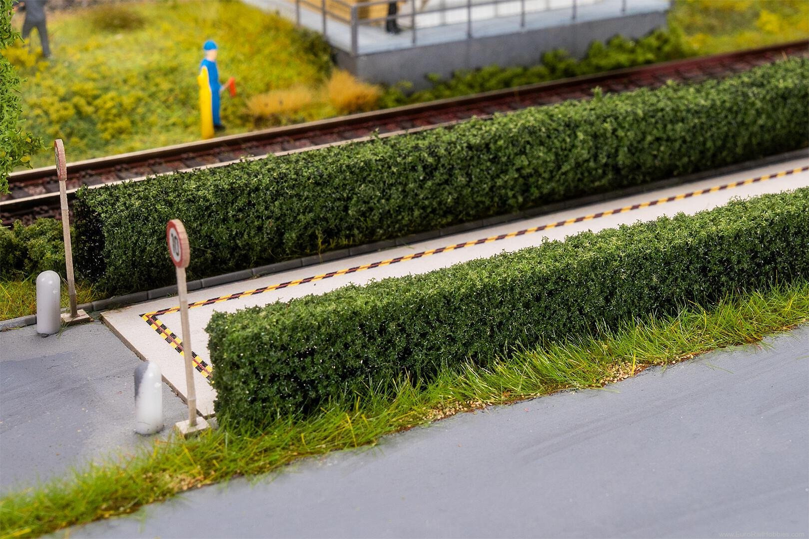 Faller 181351 2 Hedges, green mixed