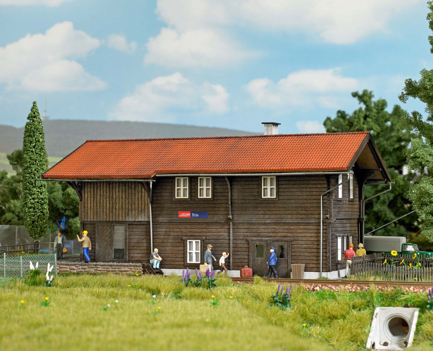 Busch 1644 Train station ''''Trin''''