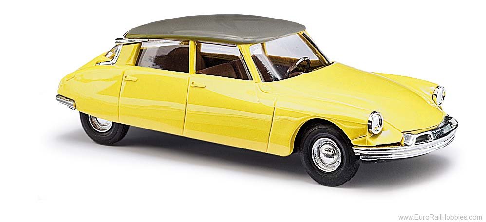 Busch 48028 Citroen DS 19, two-tone yellow