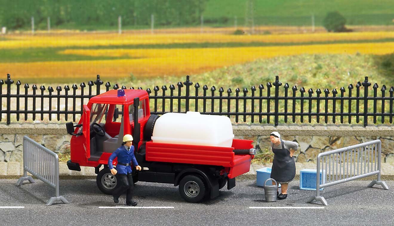 Busch 7712 HO Miniature Scene - Water Supply