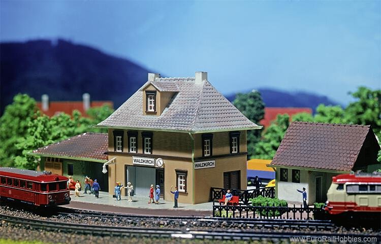 Faller 232571 Waldkirch Station