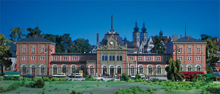 Grande gare moderne de Horrem - Faller 231724