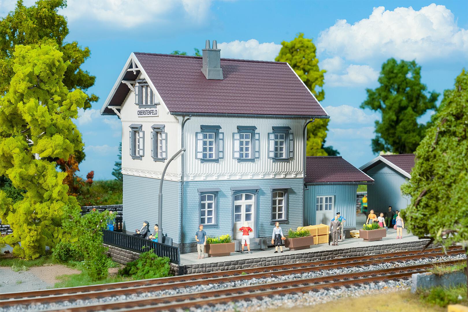 Faller 110138 HO Oberstenfeld Railway station