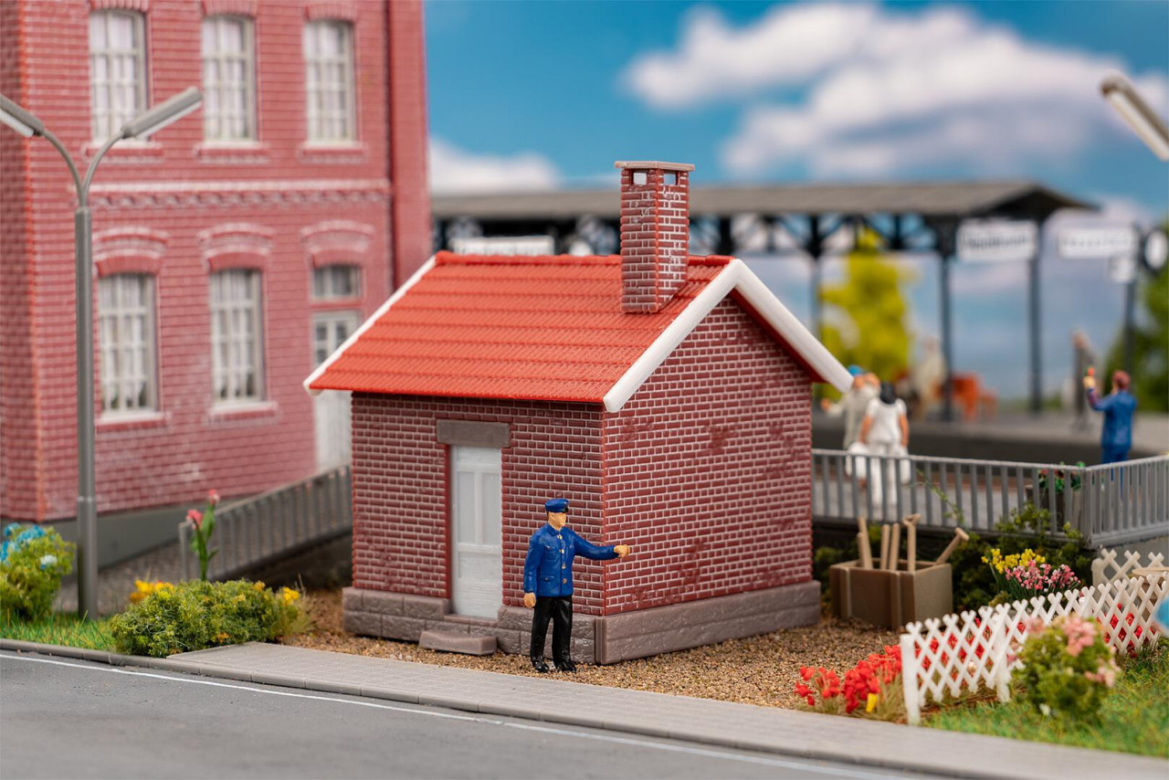 120166 Faller HO Kit of a Bielefeld Water tower - NEW | eBay