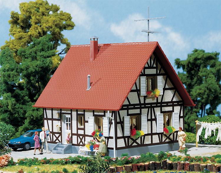 Faller 130222 HO Family home with timber framing