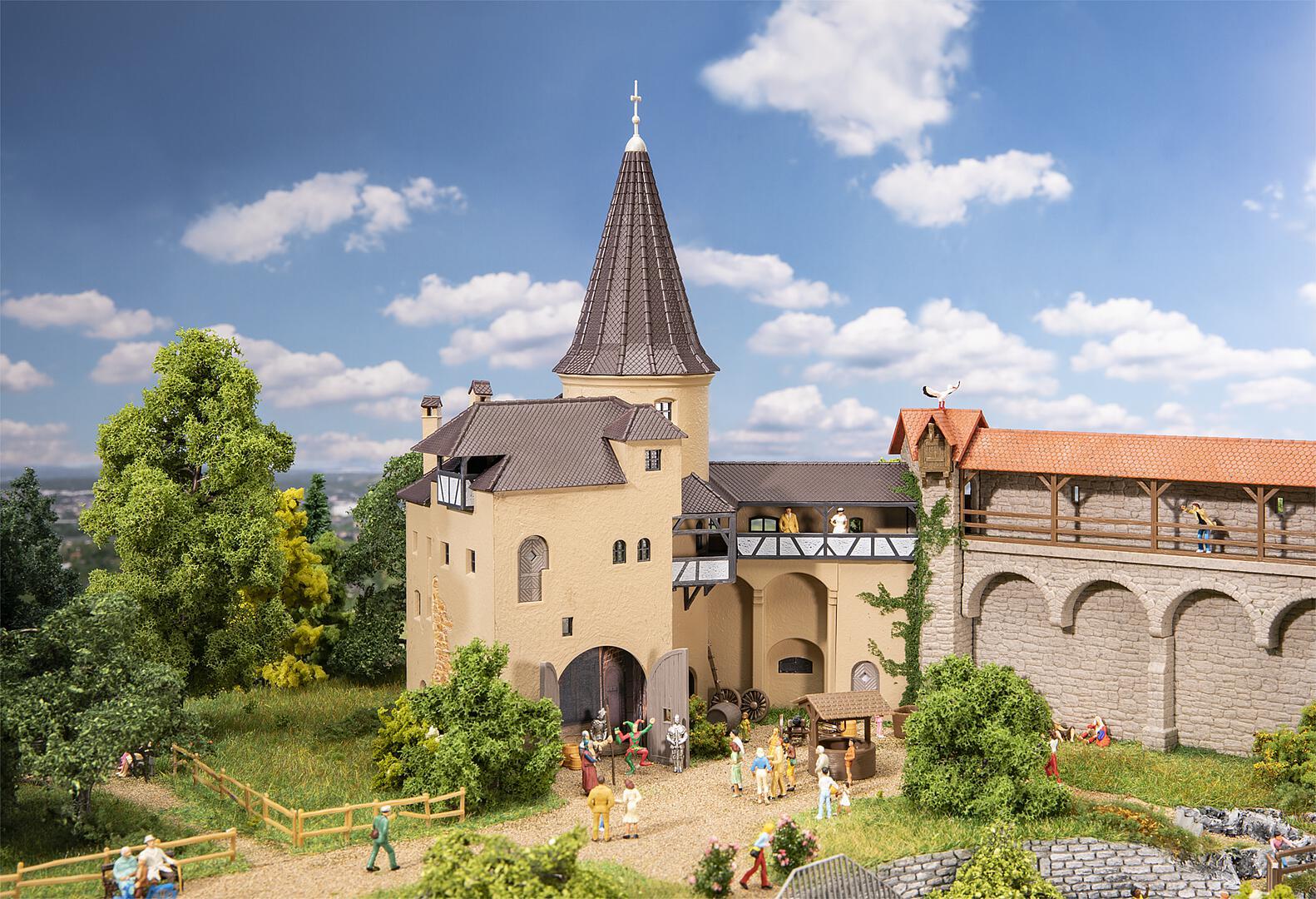 Faller 130825 HO Powder tower with walkway