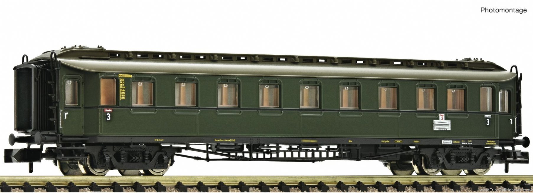 Fleischmann 878103 3rd class express train coach, DB