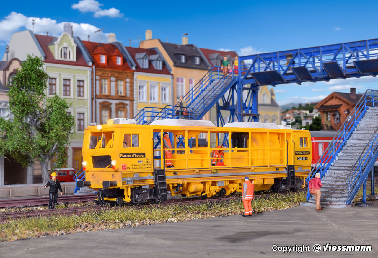 K16070.jpg