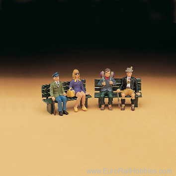 LGB 51420 Tourist Figures, Seated