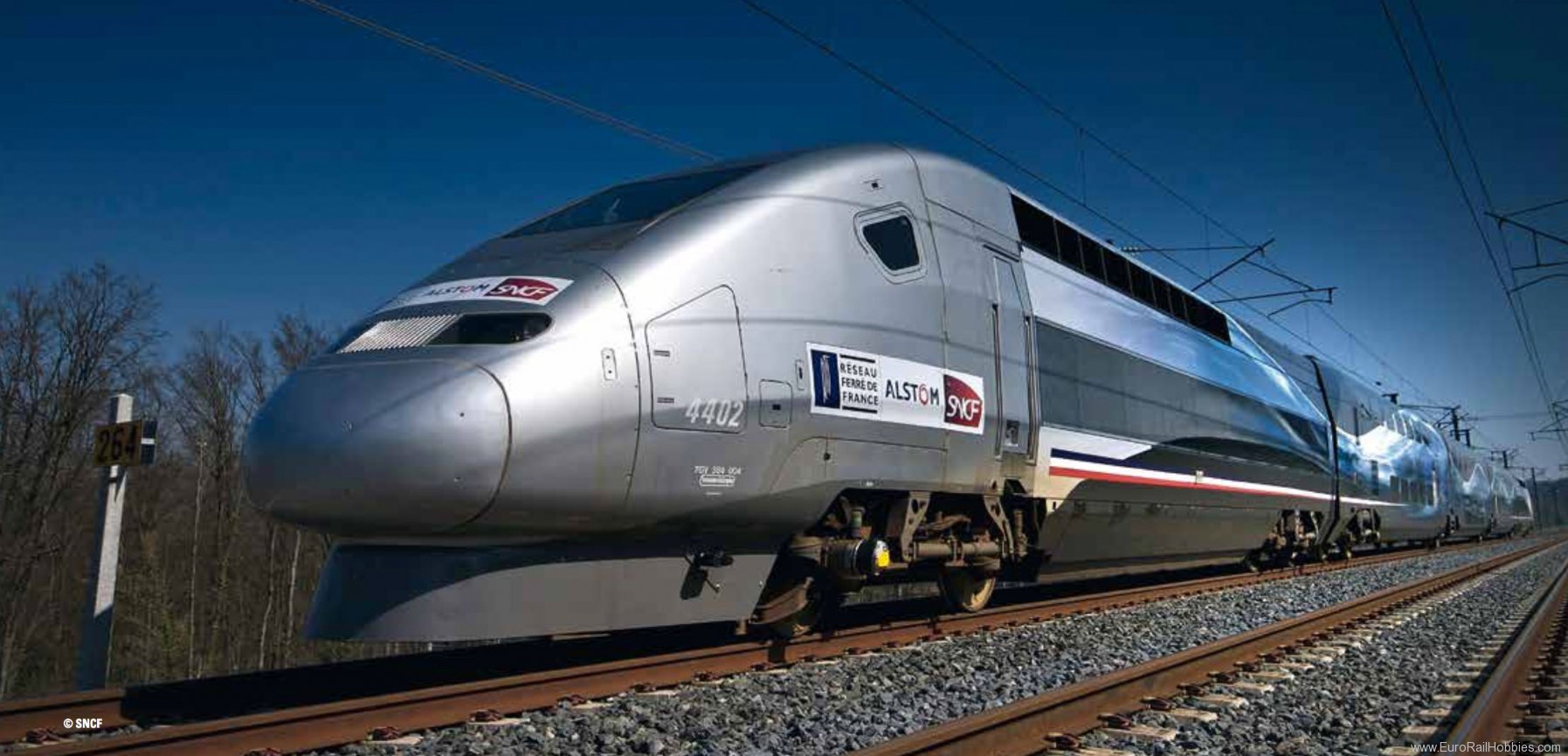 Marklin 37797 SNCF TGV Duplex V 150 High-Speed Train ''Worl