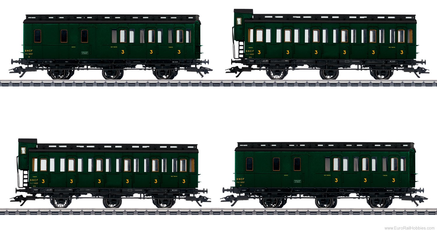 Marklin 42042 SNCF Compartment Car Set
