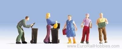 Noch 15101 Housework, 5 figures + accessories