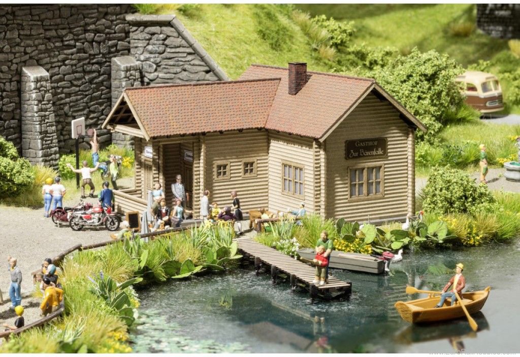 Noch 66409 Laser-Cut Kit Restaurant Zur Baurenfalle