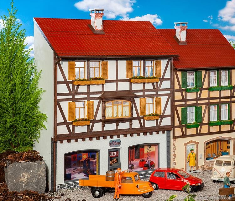 Pola 331777 Town relief house Â»BoutiqueÂ« 