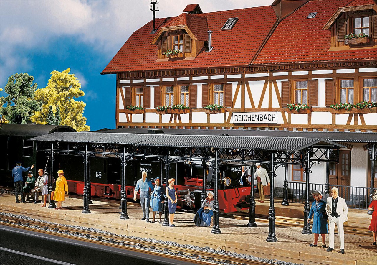 Pola 330908 G Roof-covered platform