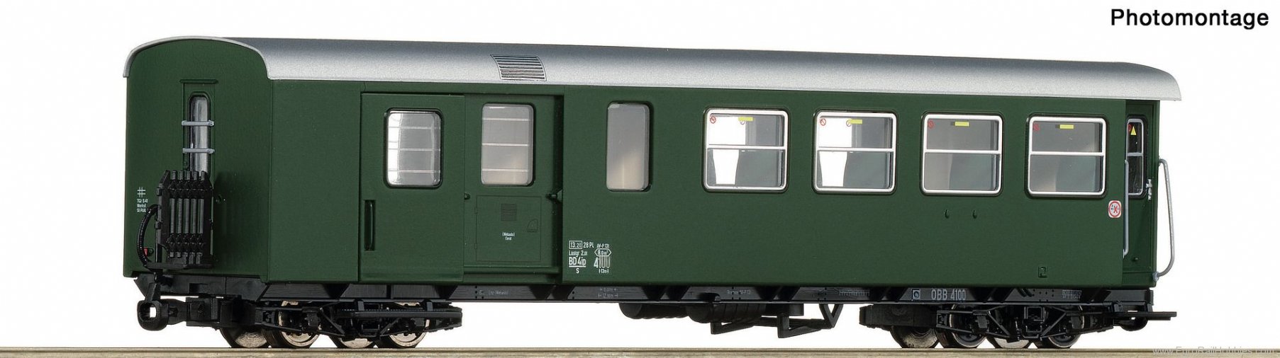 Roco 34033 2nd class passenger coach with baggage compar