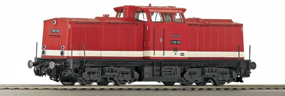 Roco 62942 HO DR Diesel locomotive class V 100, DR-livery