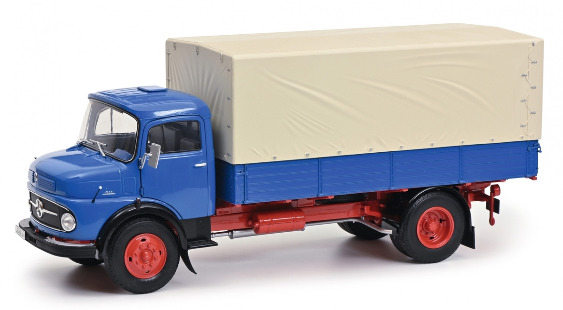 Mercedes-Benz L 322 Löwenbräu mit Getränkeaufbau