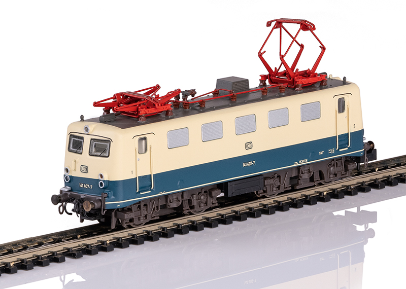Trix 11132 N MiniTrix DB CL 141 Passenger Train