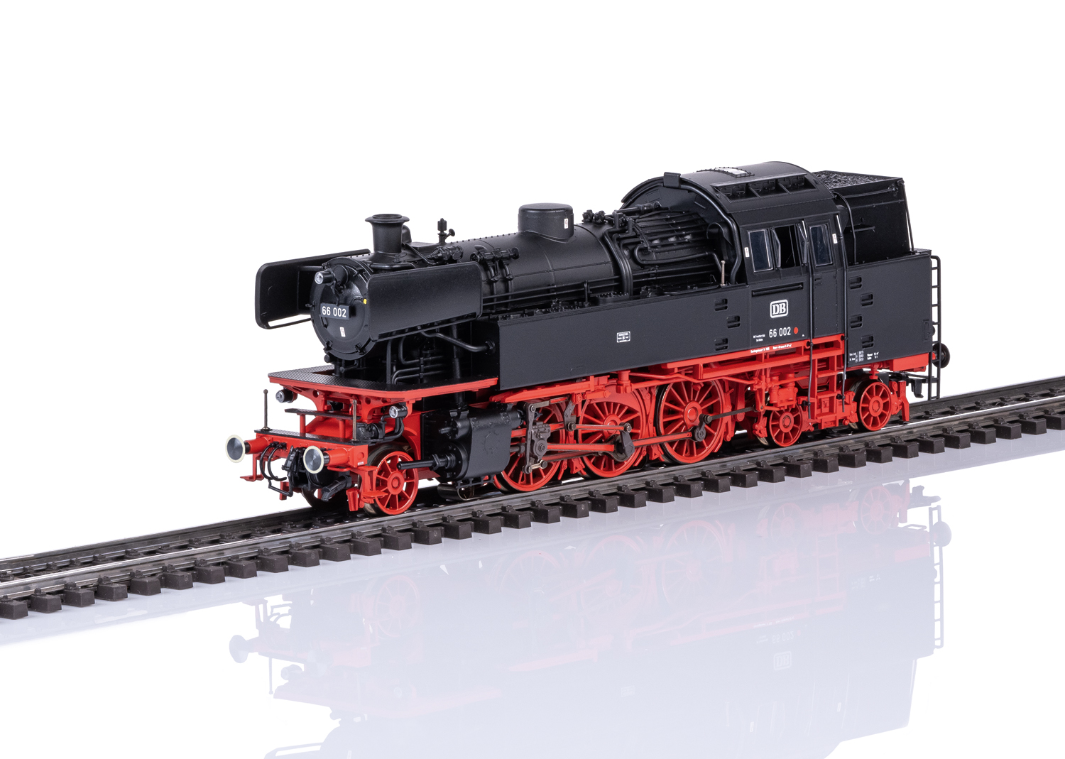 Trix 25660 Trix DB Class 66 002 Steam Locomotive