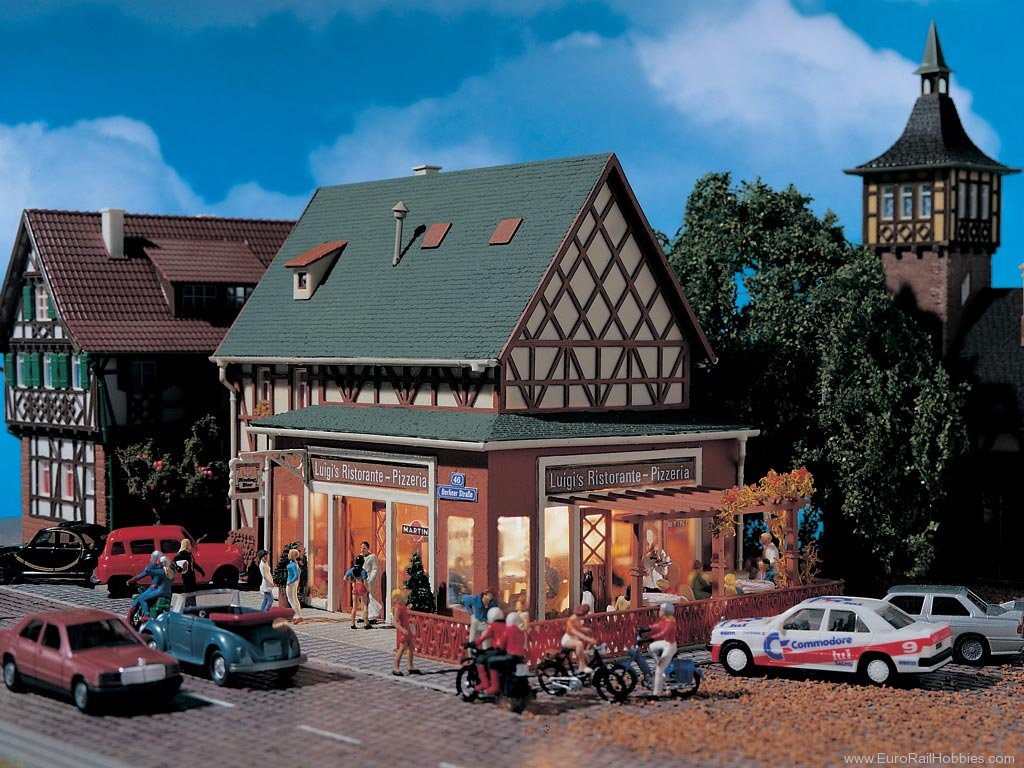 Vollmer 3681 HO Pizza Restaurant with Pergola