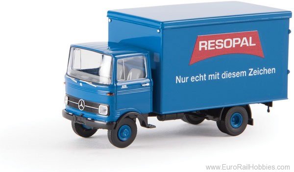 Brekina 48540 1965-1984 Mercedes-Benz LP 608 Box-Body Deliv