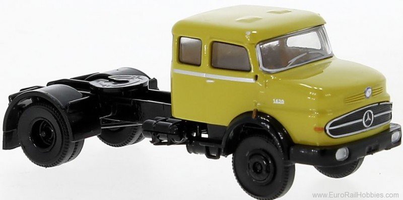 Brekina 81120 Mercedes LS 1620 SZM dark yellow, black, 1970