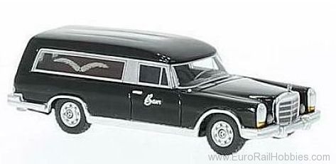 Brekina BOS87016 Mercedes 600 (W100) Pollmann hearse black, 19