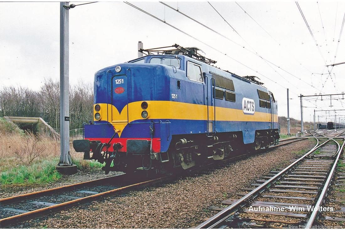 Piko 40464 N Electric Locomotive 1200 ACTS