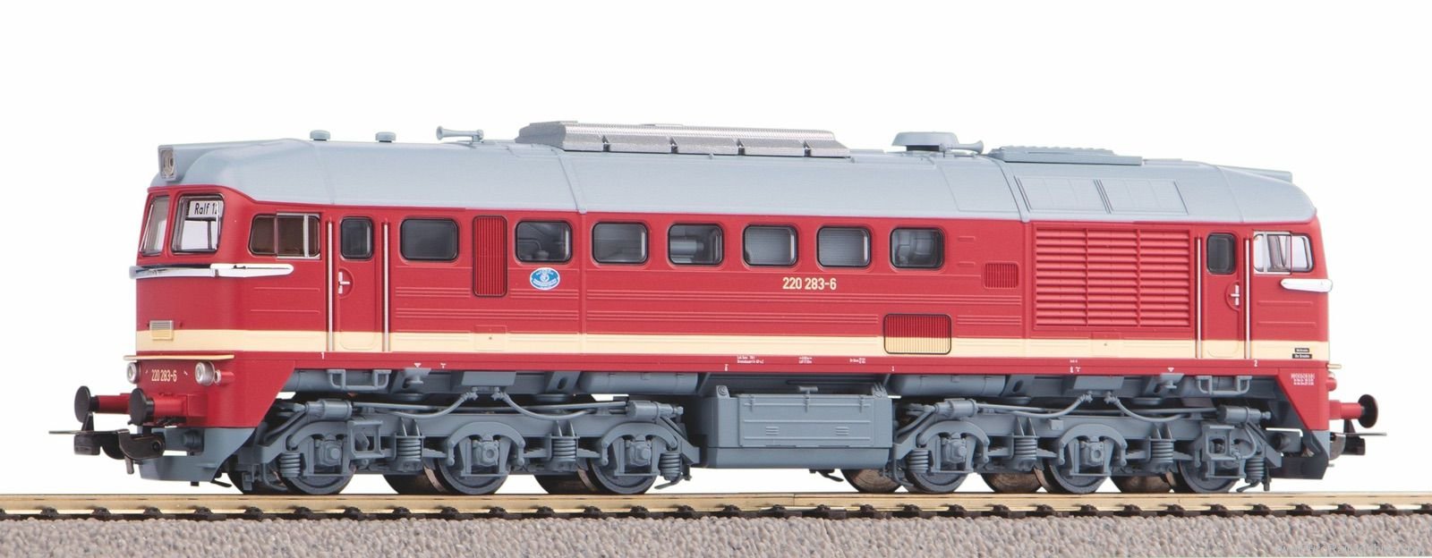 Piko 52902 Diesel Locomotive BR 220 DR IV (Marklin AC Di
