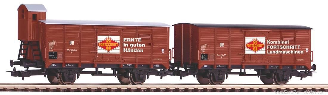 Piko 58366 2-car set G02 Boxcars ''Fortschritt'' DR era 